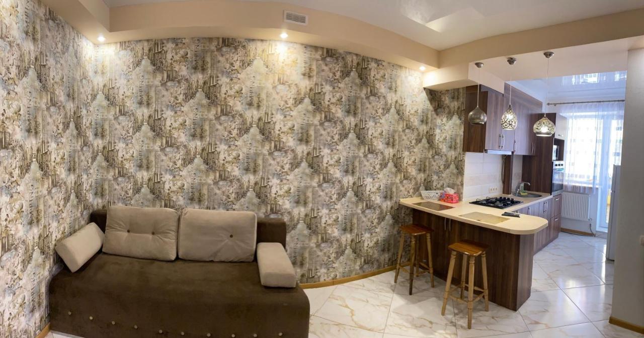 Ogienka 2B, Center Lutsk Apartment ภายนอก รูปภาพ