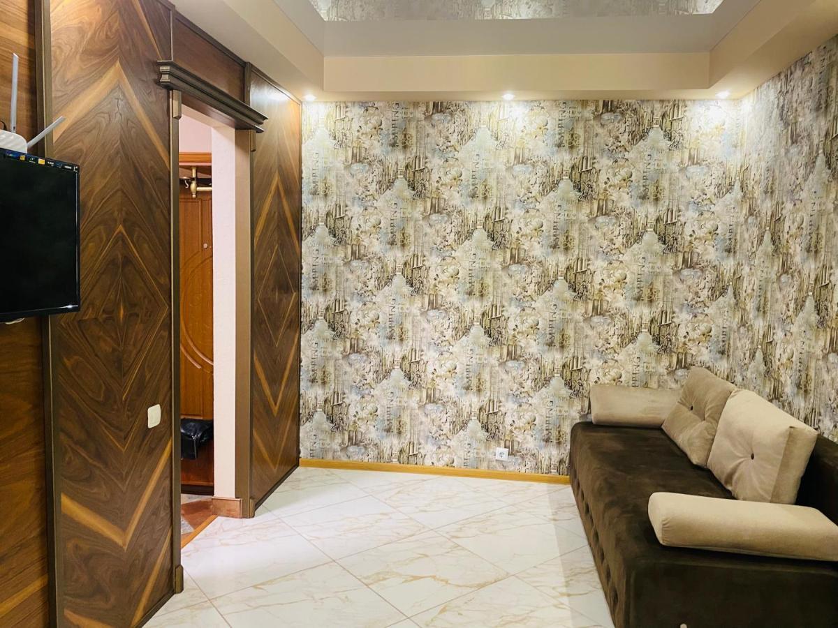 Ogienka 2B, Center Lutsk Apartment ภายนอก รูปภาพ